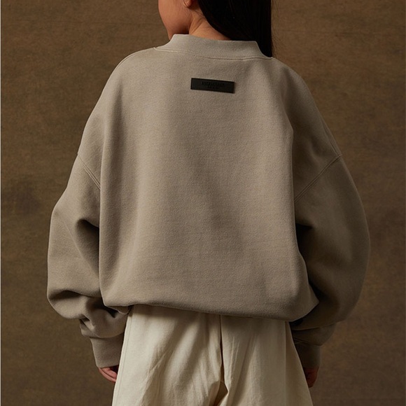 Kids Fear of God Heather Wood Crew Neck Sweatshirt - Picture 3 of 10
